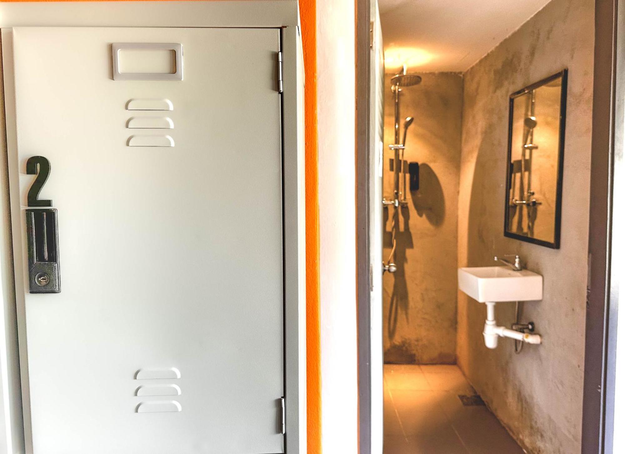 Arch Dormitorio Cenang Pantai Cenang  Exteriör bild