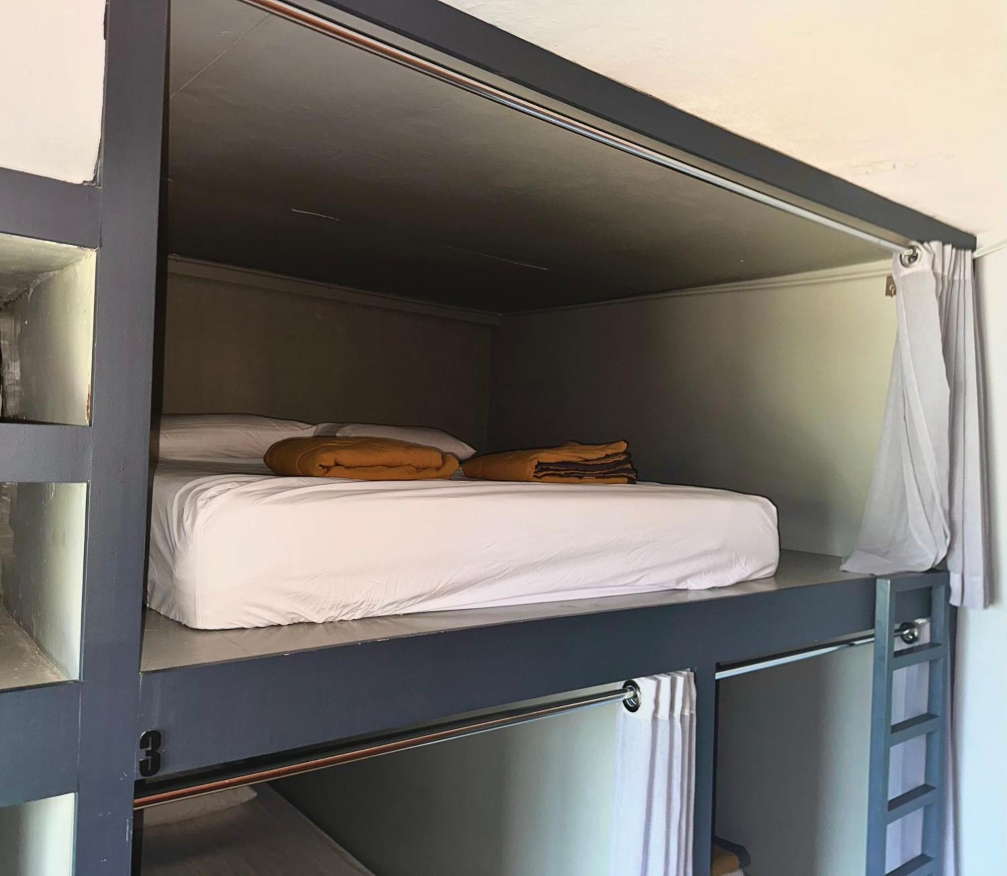 Arch Dormitorio Cenang Pantai Cenang  Exteriör bild